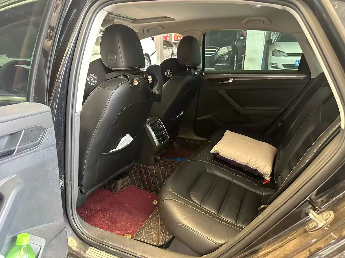 2017 Volkswagen Passat 1.8T 180HP L4 7DCT,autocango,china used car exporter,china ev exporter,chinese used car exporter,chinese used ev exporter