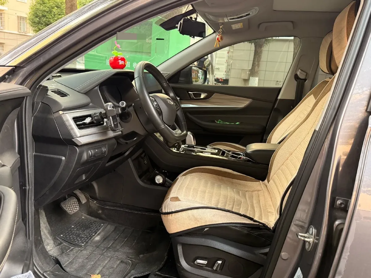 2021 Chery Tiggo 8 2.0T 254HP L4 7DCT,autocango,china used car exporter,china ev exporter,chinese used car exporter,chinese used ev exporter