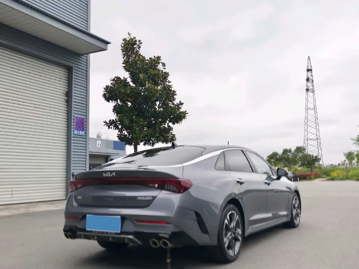 2021 Kia K5 2.0T 240HP L4 8AT,autocango,china used car exporter,china ev exporter,chinese used car exporter,chinese used ev exporter