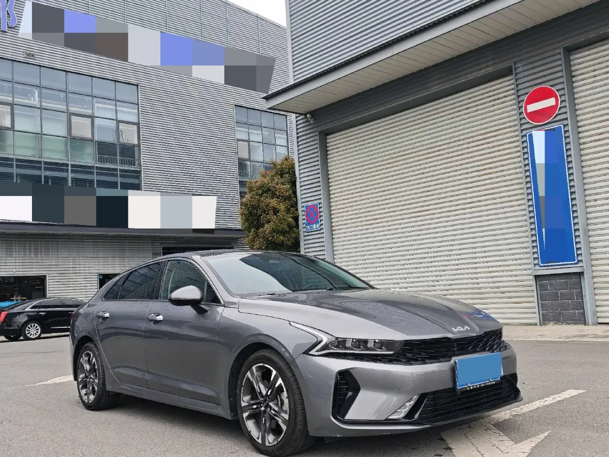 2021 Kia K5 2.0T 240HP L4 8AT,autocango,china used car exporter,china ev exporter,chinese used car exporter,chinese used ev exporter