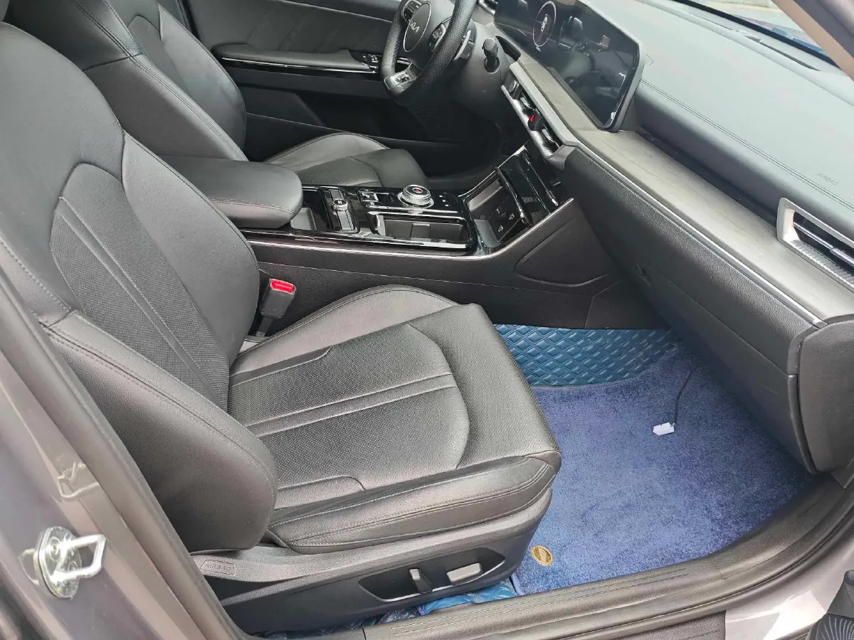 2021 Kia K5 2.0T 240HP L4 8AT,autocango,china used car exporter,china ev exporter,chinese used car exporter,chinese used ev exporter