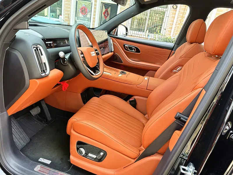 2025 Volkswagen Tiguan L 2.0T 220HP L4 7DCT,autocango,china used car exporter,china ev exporter,chinese used car exporter,chinese used ev exporter