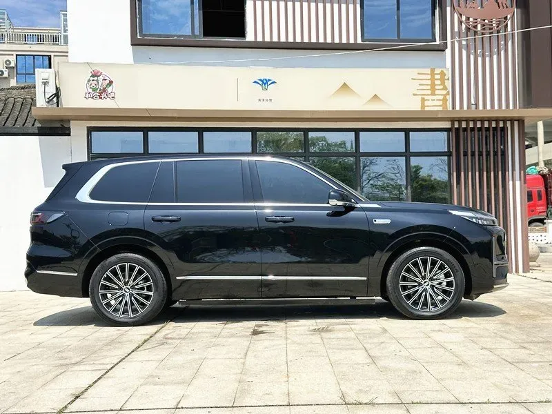 2025 Volkswagen Tiguan L 2.0T 220HP L4 7DCT,autocango,china used car exporter,china ev exporter,chinese used car exporter,chinese used ev exporter