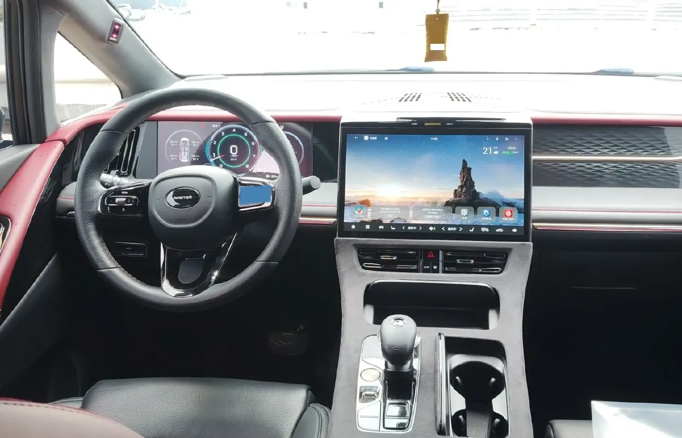 2024 GAC Trumpchi M8 2.0T 252HP L4 8AT,autocango,china used car exporter,china ev exporter,chinese used car exporter,chinese used ev exporter