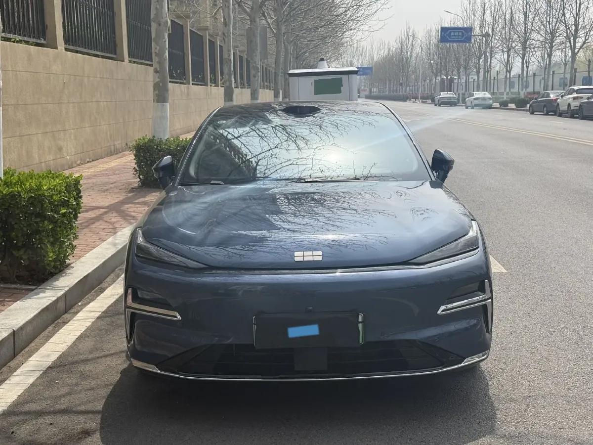 2025 Geely Galaxy Starshine 8 1.5T 163HP L4 3DHT PHEV 27.69KWH,autocango,china used car exporter,china ev exporter,chinese used car exporter,chinese used ev exporter