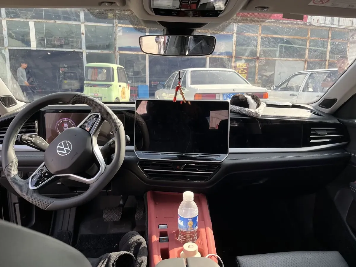 2026 Volkswagen Passat 2.0T 220HP L4 7DCT,autocango,china used car exporter,china ev exporter,chinese used car exporter,chinese used ev exporter