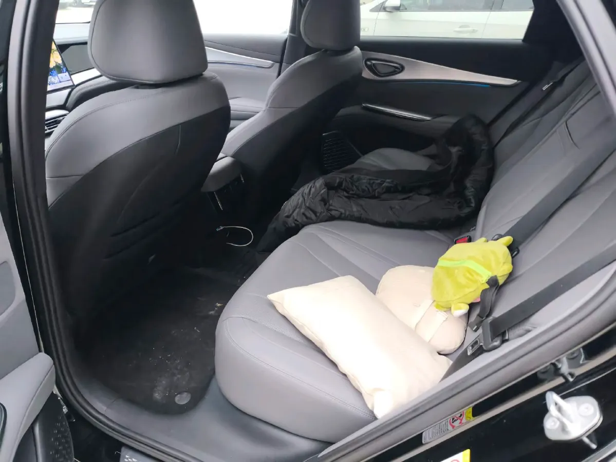 2025 BYD Seal07 DM-i 1.5L 101HP L4 E-CVT PHEV 17.6KWH,autocango,china used car exporter,china ev exporter,chinese used car exporter,chinese used ev exporter