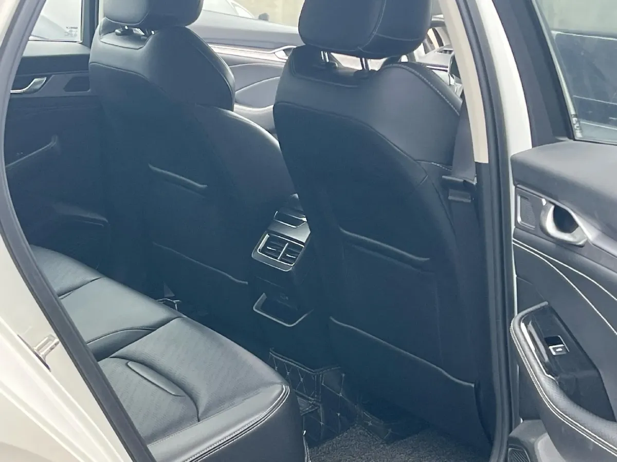 2020 Geely Binray 1.0T 133HP L3 6DCT,autocango,china used car exporter,china ev exporter,chinese used car exporter,chinese used ev exporter