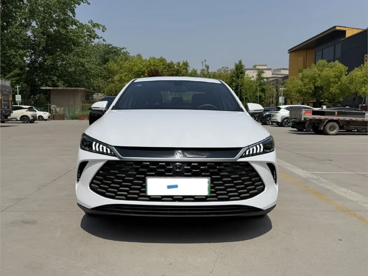2025 BYD Qin Plus 1.5L 101HP L4 E-CVT PHEV 7.68KWH,autocango,china used car exporter,china ev exporter,chinese used car exporter,chinese used ev exporter