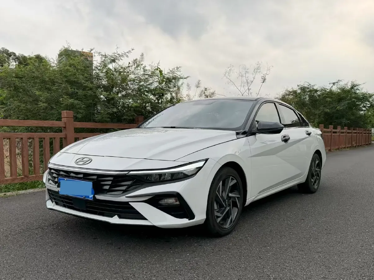 2023 Hyundai Elantra 1.5L 115HP L4 CVT,autocango,china used car exporter,china ev exporter,chinese used car exporter,chinese used ev exporter