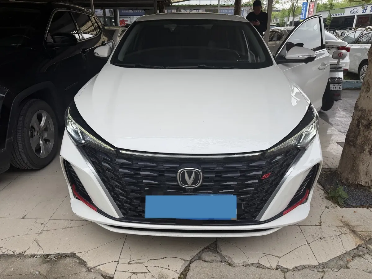 2023 ChangAn Eado 1.4T 160HP L4 7DCT,autocango,china used car exporter,china ev exporter,chinese used car exporter,chinese used ev exporter