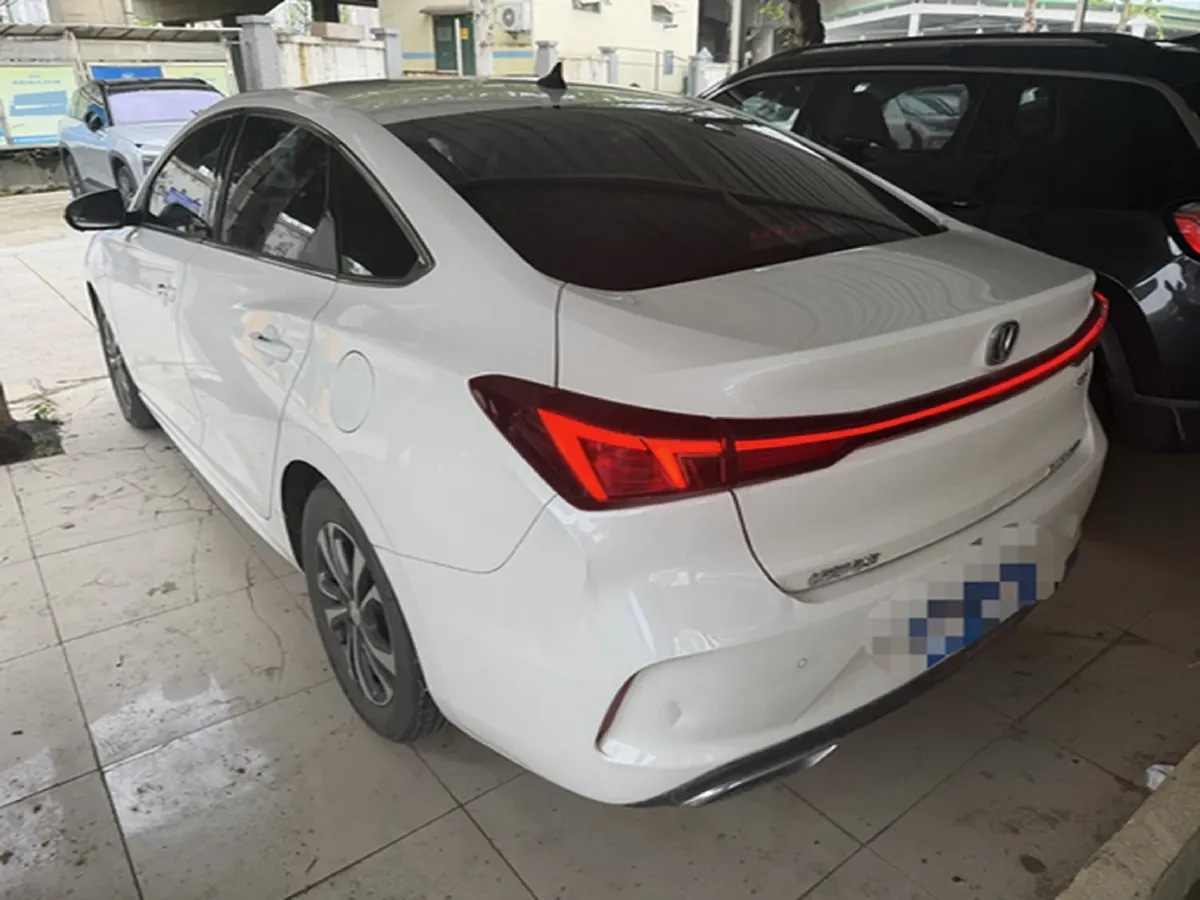 2023 ChangAn Eado 1.4T 160HP L4 7DCT,autocango,china used car exporter,china ev exporter,chinese used car exporter,chinese used ev exporter
