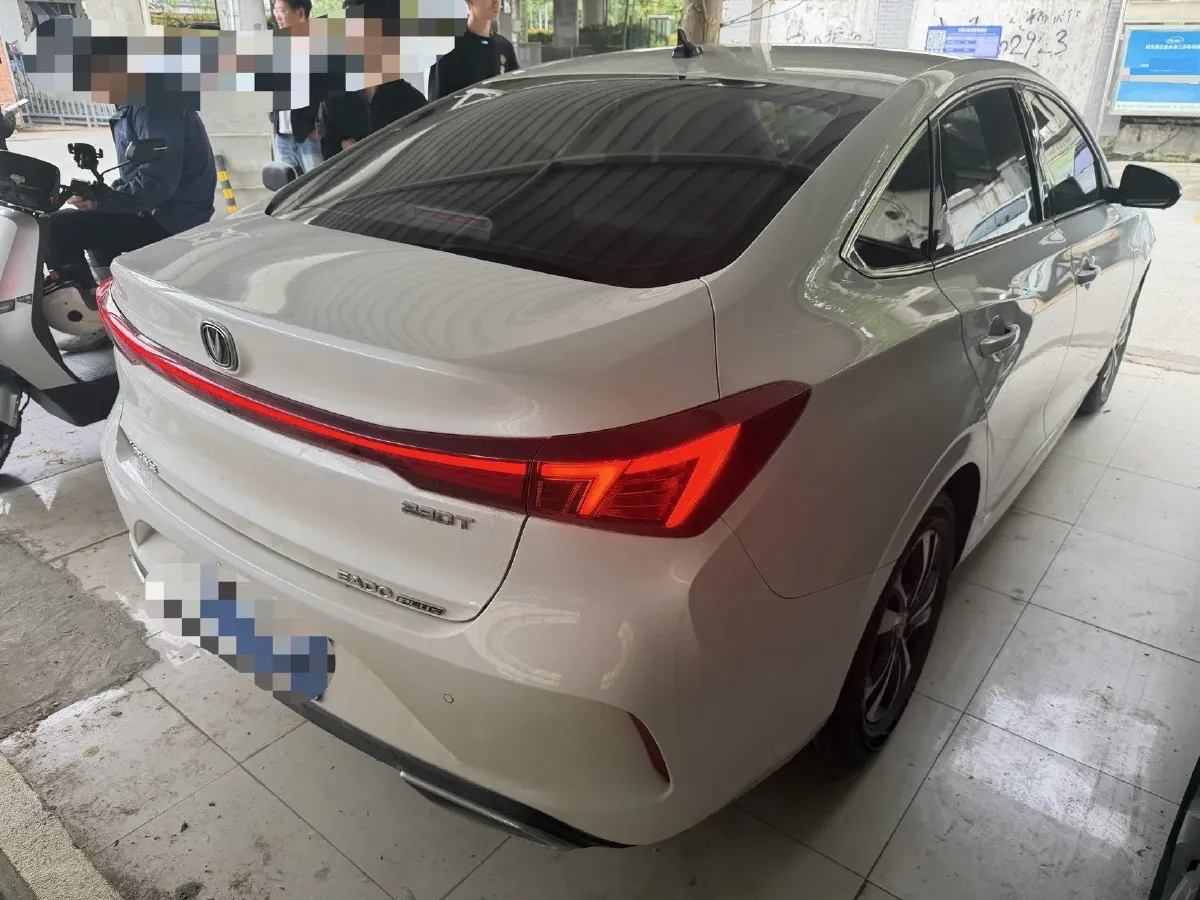 2023 ChangAn Eado 1.4T 160HP L4 7DCT,autocango,china used car exporter,china ev exporter,chinese used car exporter,chinese used ev exporter