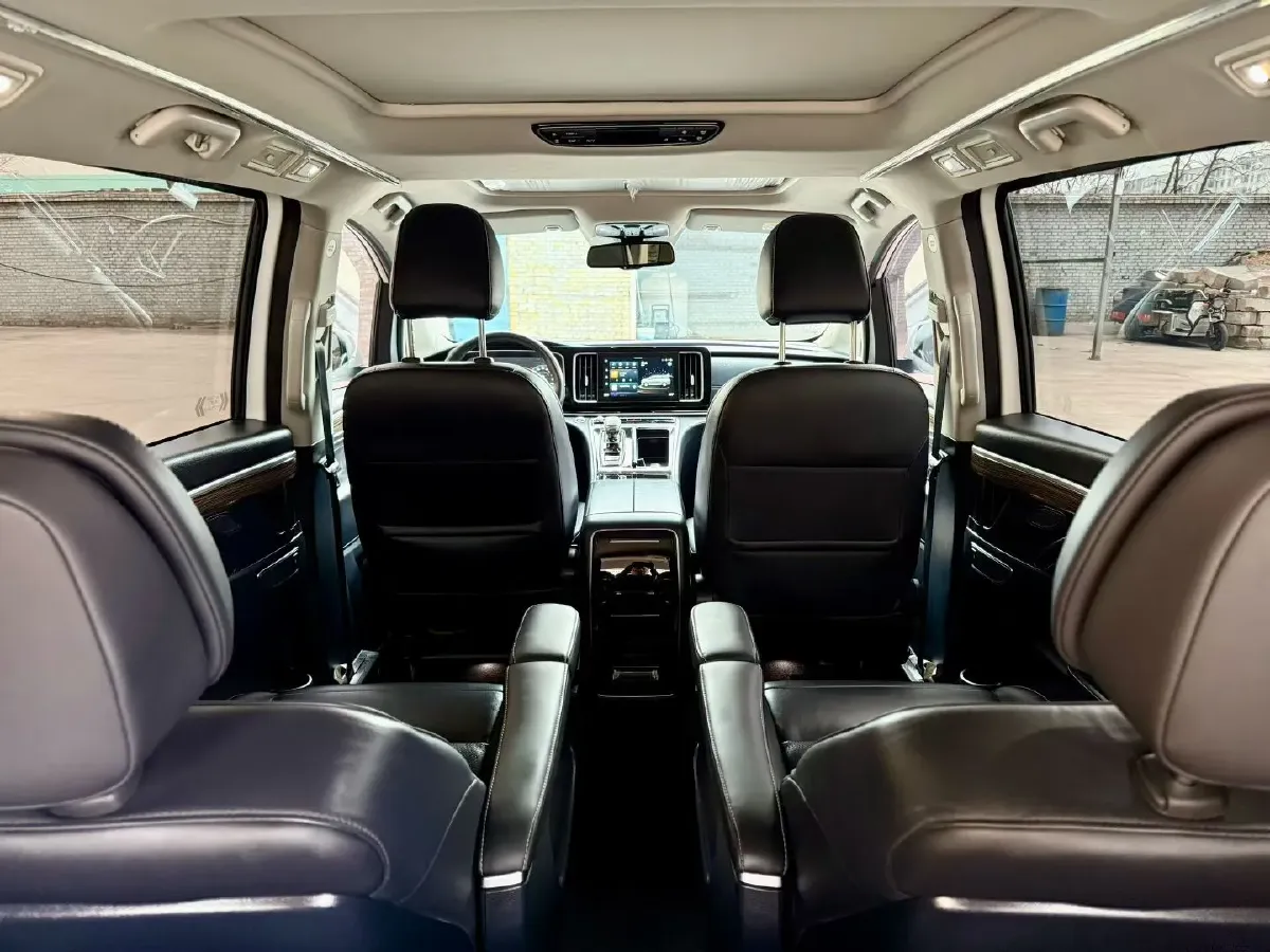 2023 GAC Trumpchi M8 2.0T 252HP L4 8AT,autocango,china used car exporter,china ev exporter,chinese used car exporter,chinese used ev exporter