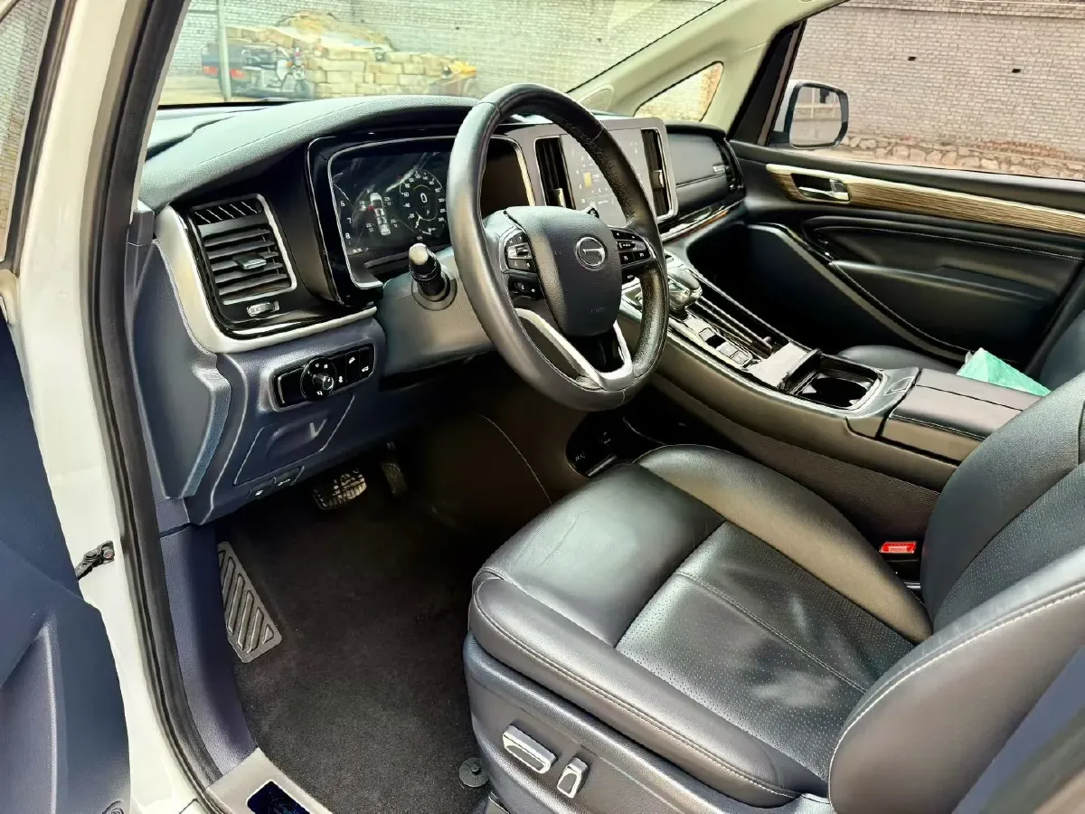 2023 GAC Trumpchi M8 2.0T 252HP L4 8AT,autocango,china used car exporter,china ev exporter,chinese used car exporter,chinese used ev exporter