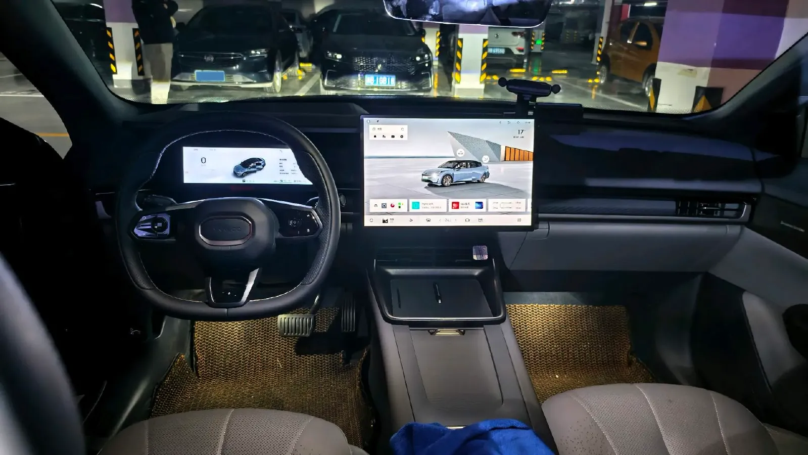 2024 LYNK&CO 07 EM-P 1.5T 163HP L4 3DHT PHEV 18.99KWH,autocango,china used car exporter,china ev exporter,chinese used car exporter,chinese used ev exporter