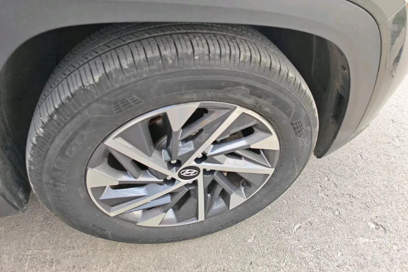 2023 Hyundai Tucson 1.5T 200HP L4 8AT,autocango,china used car exporter,china ev exporter,chinese used car exporter,chinese used ev exporter