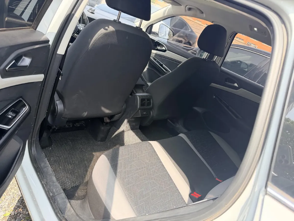 2022 Jetta VS7 1.4T 150HP L4 6AT,autocango,china used car exporter,china ev exporter,chinese used car exporter,chinese used ev exporter