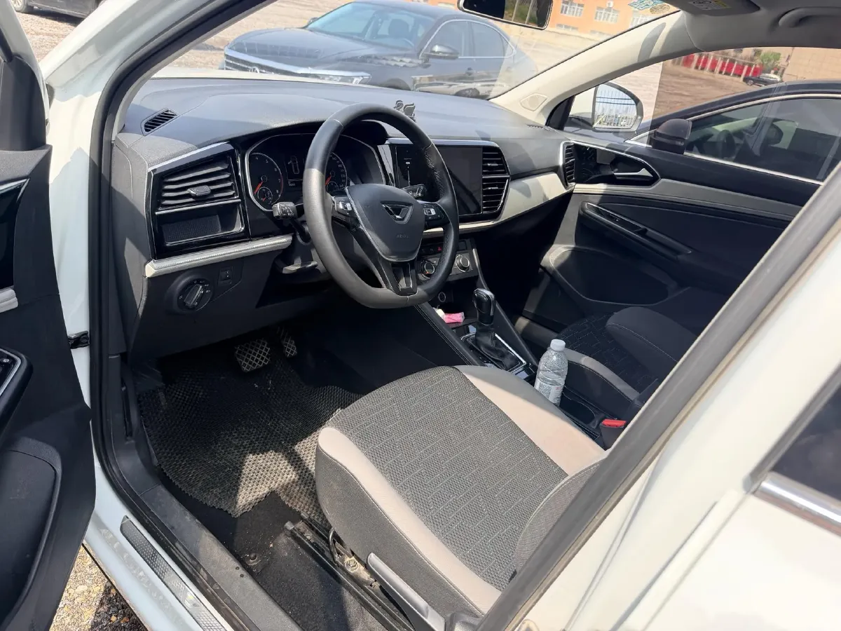 2022 Jetta VS7 1.4T 150HP L4 6AT,autocango,china used car exporter,china ev exporter,chinese used car exporter,chinese used ev exporter