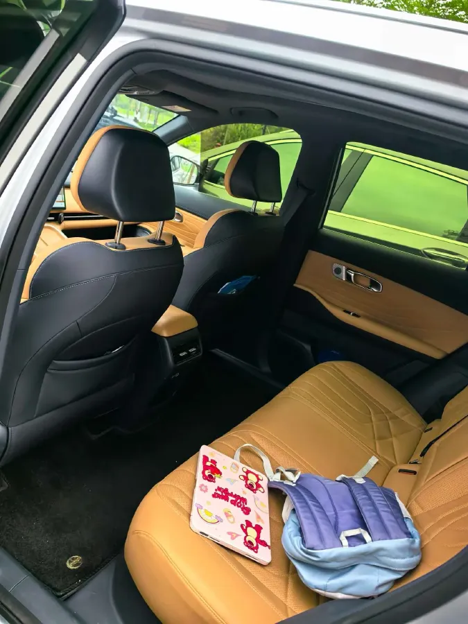 2025 ChangAn KuaYue KuaYueXing V7 EV BEV 50.23KWH,autocango,china used car exporter,china ev exporter,chinese used car exporter,chinese used ev exporter