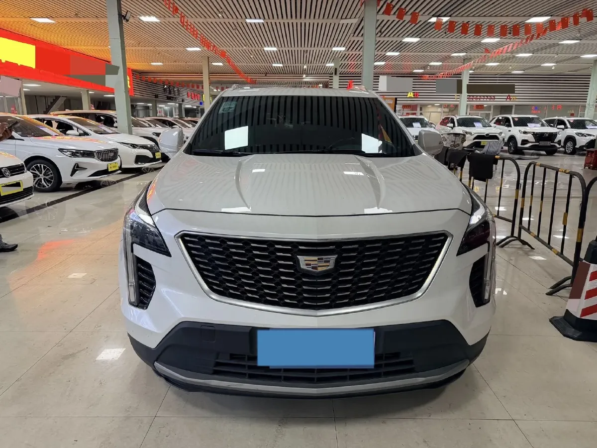 2020 Cadillac XT4 2.0T 241HP L4 9AT,autocango,china used car exporter,china ev exporter,chinese used car exporter,chinese used ev exporter