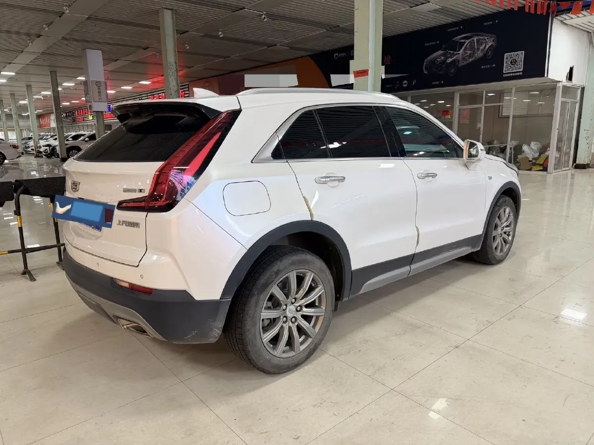2020 Cadillac XT4 2.0T 241HP L4 9AT,autocango,china used car exporter,china ev exporter,chinese used car exporter,chinese used ev exporter
