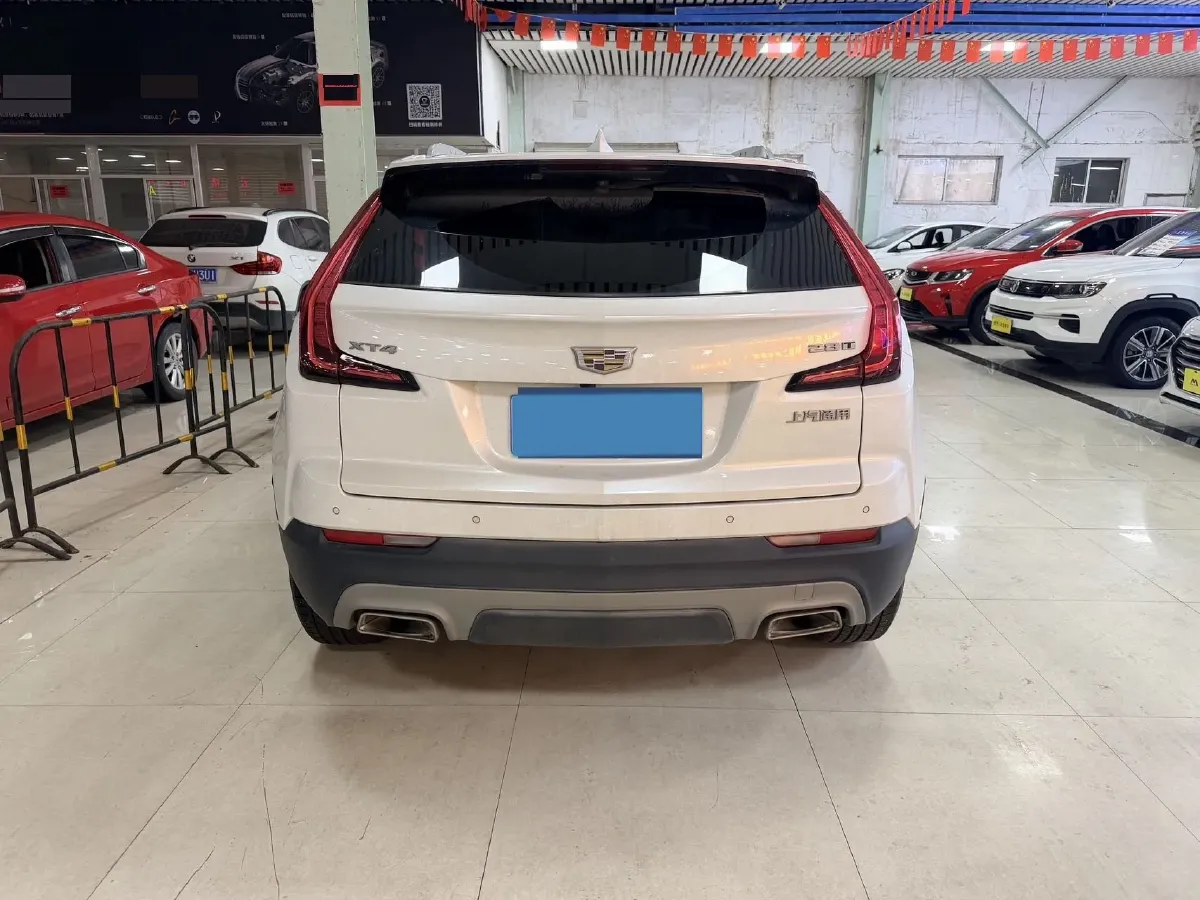 2020 Cadillac XT4 2.0T 241HP L4 9AT,autocango,china used car exporter,china ev exporter,chinese used car exporter,chinese used ev exporter