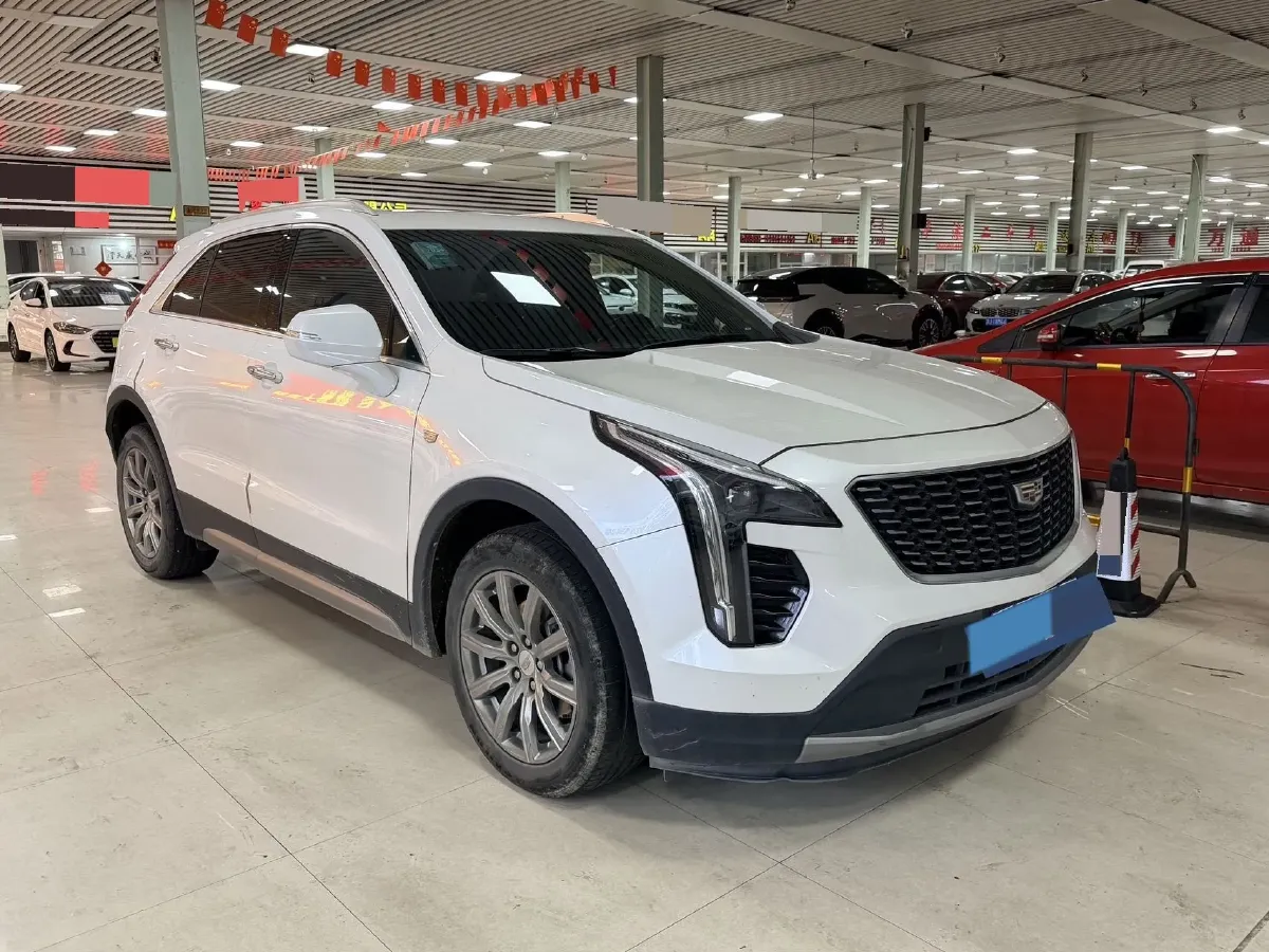 2020 Cadillac XT4 2.0T 241HP L4 9AT,autocango,china used car exporter,china ev exporter,chinese used car exporter,chinese used ev exporter