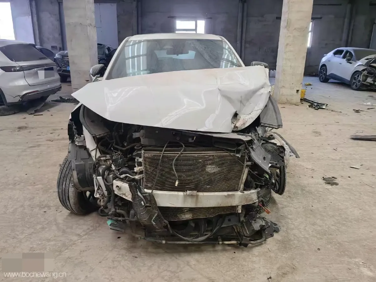 2025 ChangAn UNI-Z 1.5L 98HP L4 E-CVT PHEV 18.4KWH,autocango,china used car exporter,china ev exporter,chinese used car exporter,chinese used ev exporter