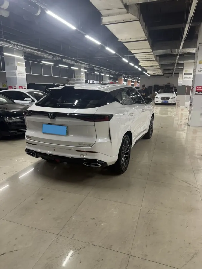 2025 ChangAn UNI-Z 1.5L 98HP L4 E-CVT PHEV 18.4KWH,autocango,china used car exporter,china ev exporter,chinese used car exporter,chinese used ev exporter