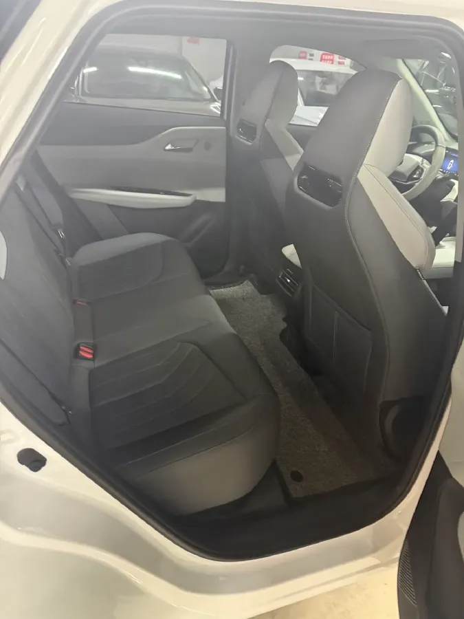 2025 ChangAn UNI-Z 1.5L 98HP L4 E-CVT PHEV 18.4KWH,autocango,china used car exporter,china ev exporter,chinese used car exporter,chinese used ev exporter