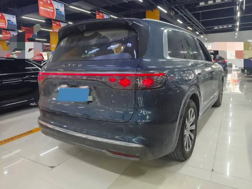 2025 AITO AITO M8 REEV 160HP REEV 53.4KWH,autocango,china used car exporter,china ev exporter,chinese used car exporter,chinese used ev exporter