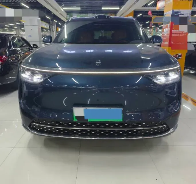 2025 AITO AITO M8 REEV 160HP REEV 53.4KWH,autocango,china used car exporter,china ev exporter,chinese used car exporter,chinese used ev exporter
