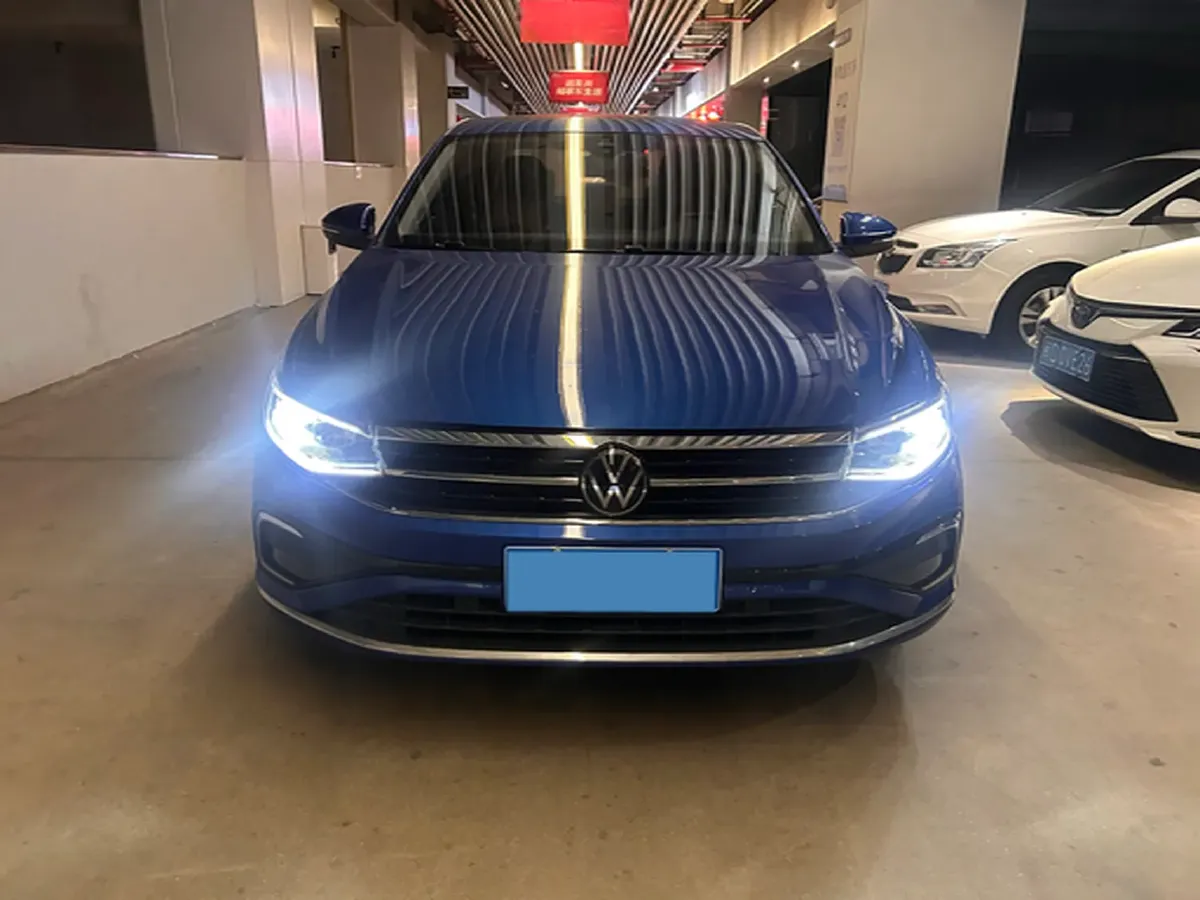 2023 Volkswagen Bora 1.2T 116HP L4 7DCT,autocango,china used car exporter,china ev exporter,chinese used car exporter,chinese used ev exporter