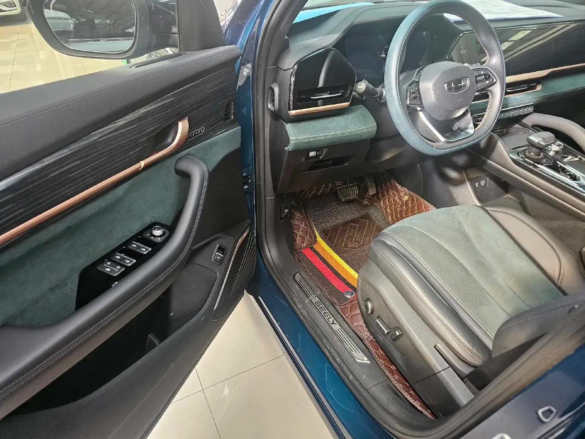 2021 Geely Monjaro 2.0T 238HP L4 8AT,autocango,china used car exporter,china ev exporter,chinese used car exporter,chinese used ev exporter