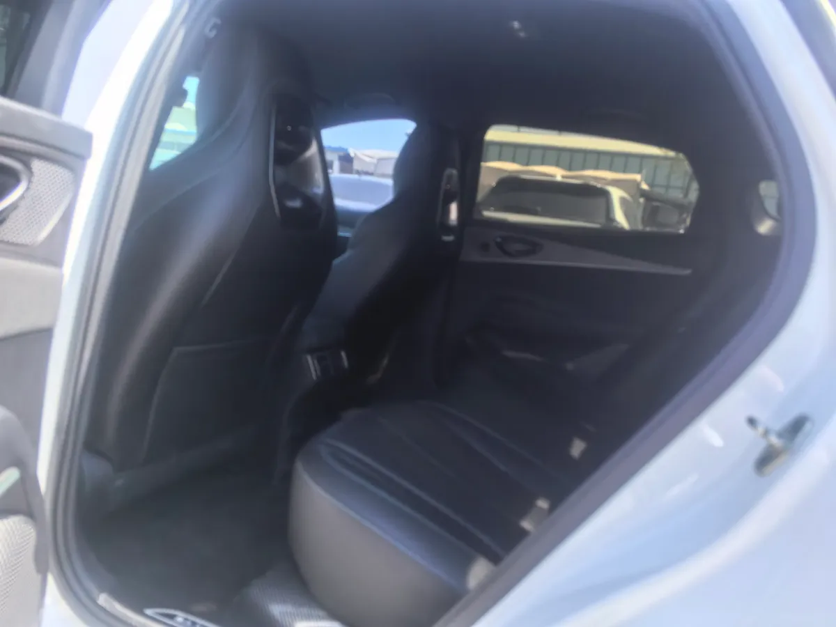 2024 BYD Seal06 1.5L 101HP L4 E-CVT PHEV 10.08KWH,autocango,china used car exporter,china ev exporter,chinese used car exporter,chinese used ev exporter