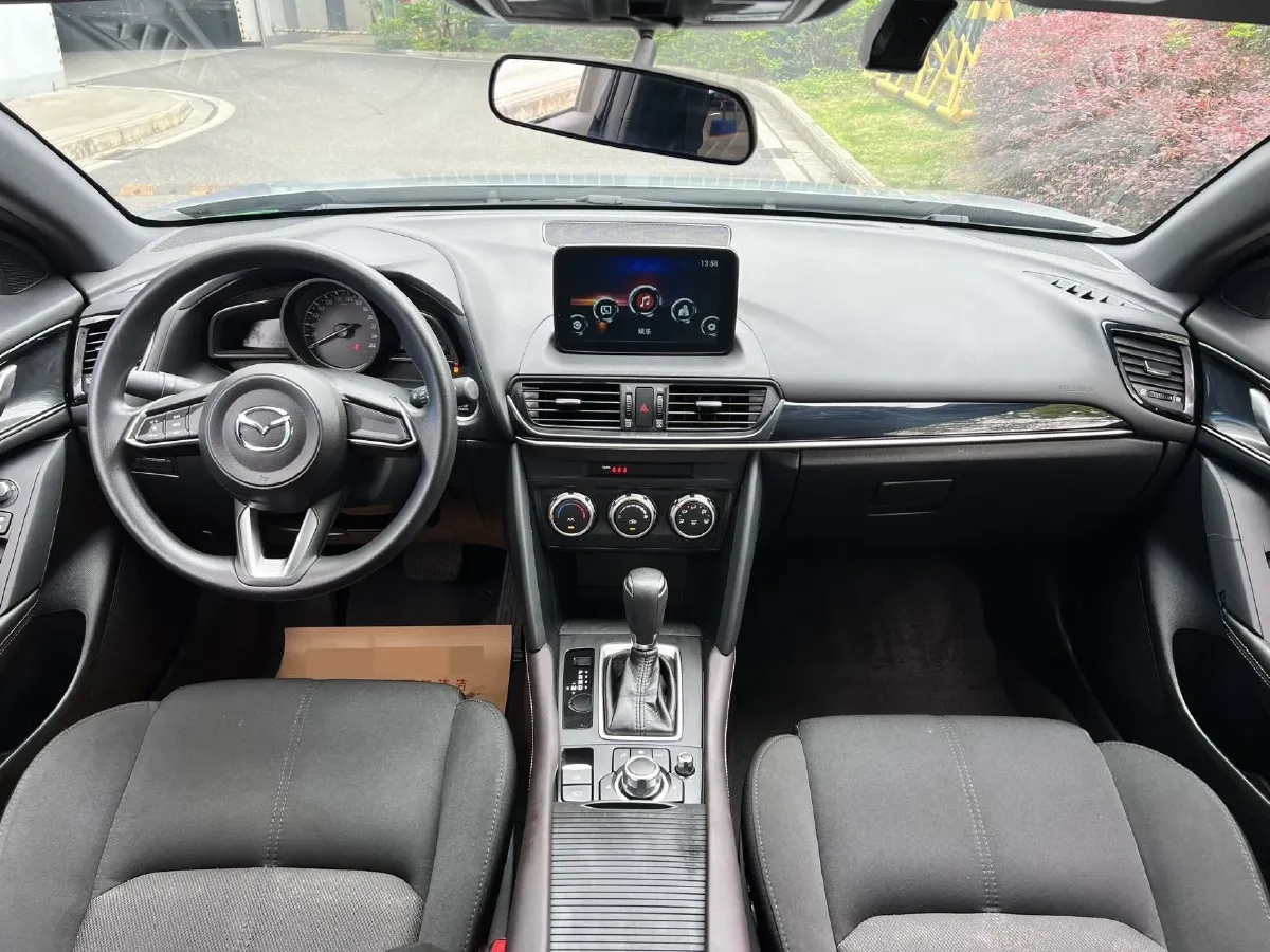 2020 Mazda CX-4 2.0L 158HP L4 6AT,autocango,china used car exporter,china ev exporter,chinese used car exporter,chinese used ev exporter