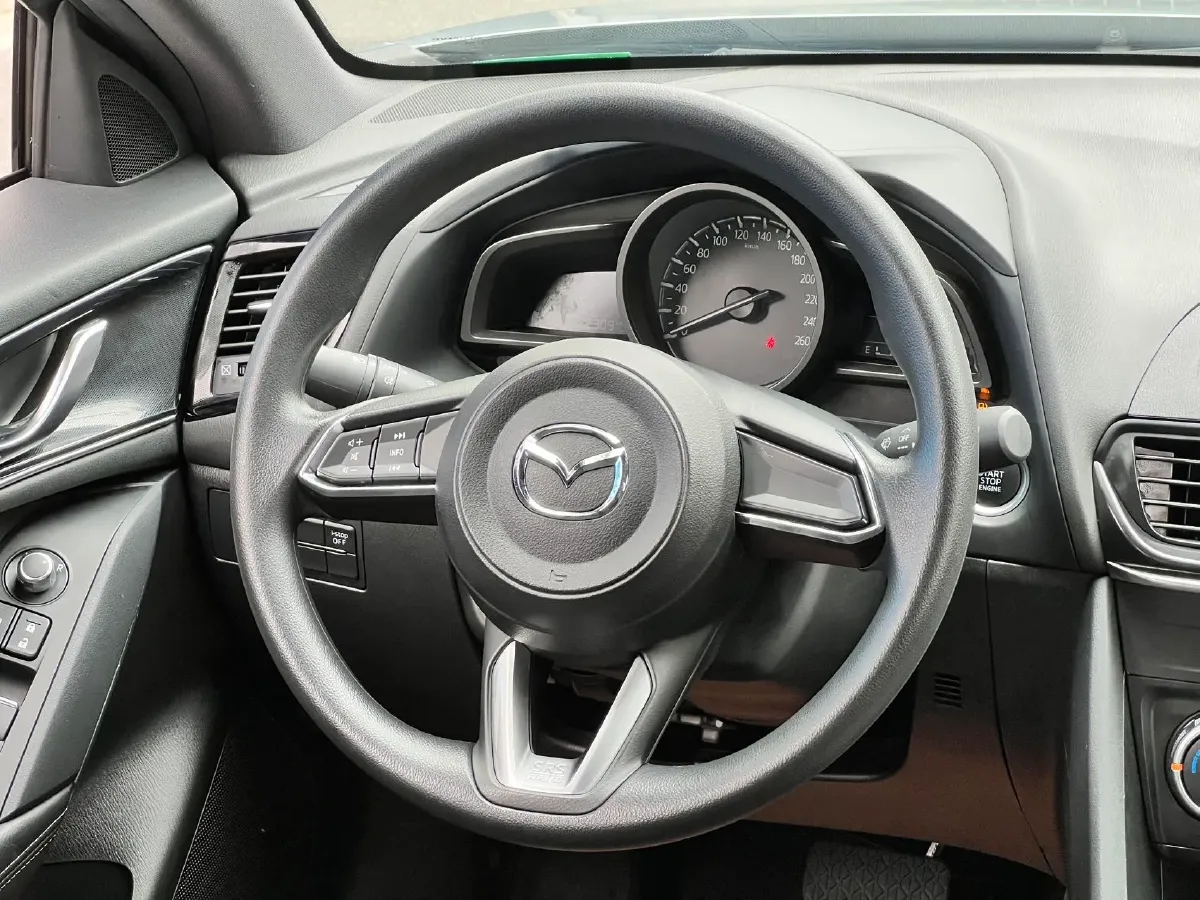 2020 Mazda CX-4 2.0L 158HP L4 6AT,autocango,china used car exporter,china ev exporter,chinese used car exporter,chinese used ev exporter