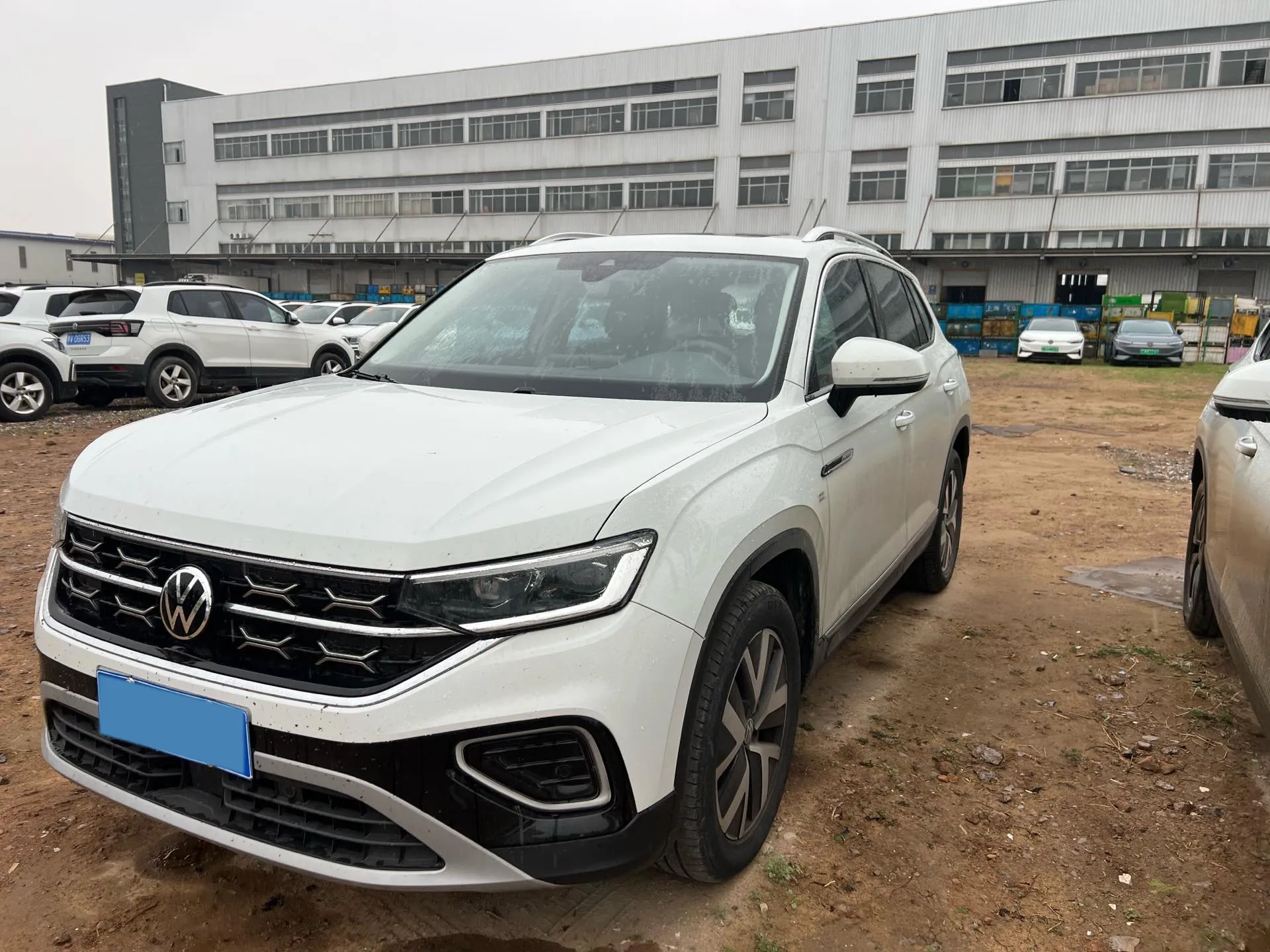 2023 Volkswagen Tayron 2.0T 186HP L4 7DCT