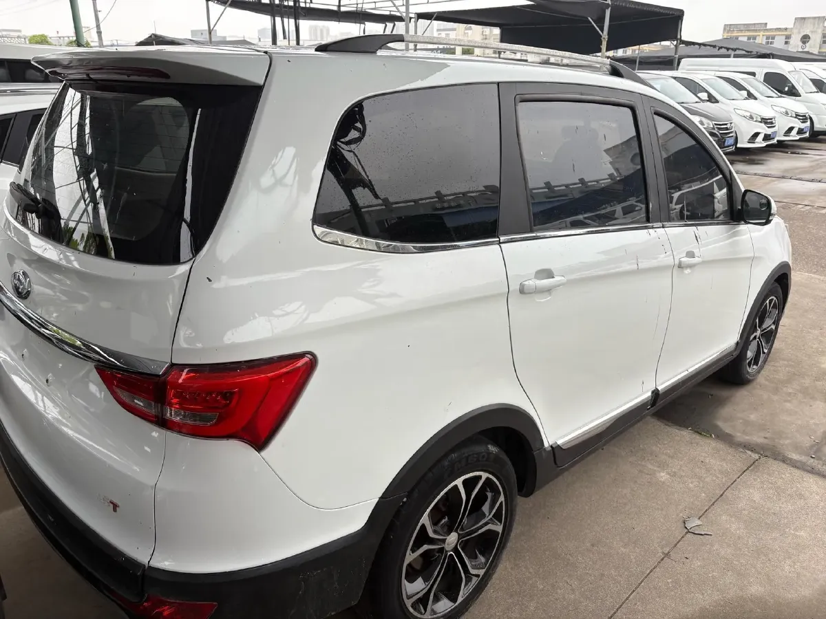 2017 Karry K60 1.5L 109HP L4 5MT,autocango,china used car exporter,china ev exporter,chinese used car exporter,chinese used ev exporter