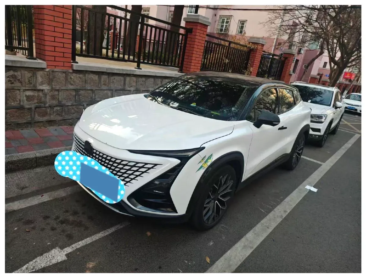 2022 ChangAn UNI-T 1.5T 188HP L4 7DCT,autocango,china used car exporter,china ev exporter,chinese used car exporter,chinese used ev exporter