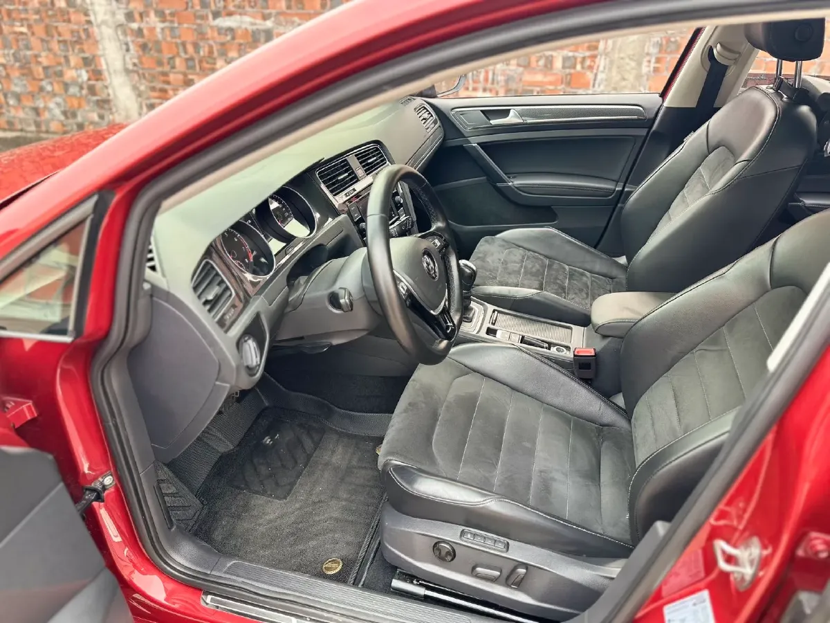 2018 Volkswagen Golf 1.4T 131HP L4 7DCT,autocango,china used car exporter,china ev exporter,chinese used car exporter,chinese used ev exporter