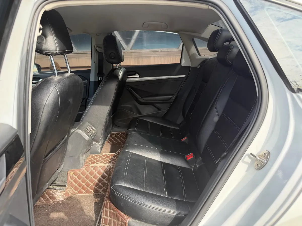 2022 BeiJing Auto X7 1.5T 188HP L4 7DCT,autocango,china used car exporter,china ev exporter,chinese used car exporter,chinese used ev exporter