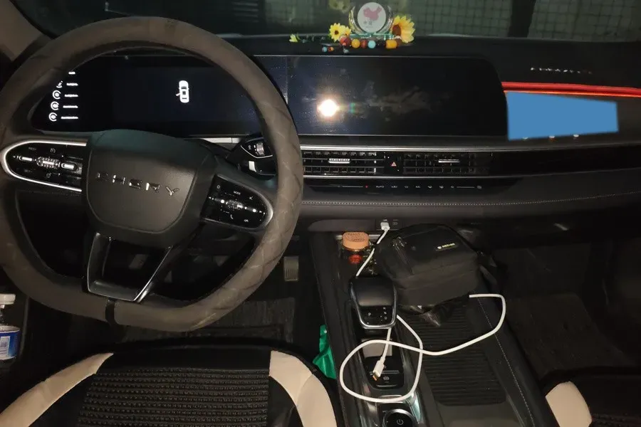 2022 Chery Arrizo 8 1.6T 197HP L4 7DCT,autocango,china used car exporter,china ev exporter,chinese used car exporter,chinese used ev exporter