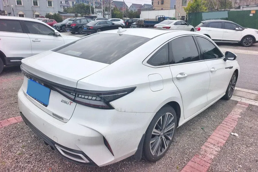 2022 Chery Arrizo 8 1.6T 197HP L4 7DCT,autocango,china used car exporter,china ev exporter,chinese used car exporter,chinese used ev exporter