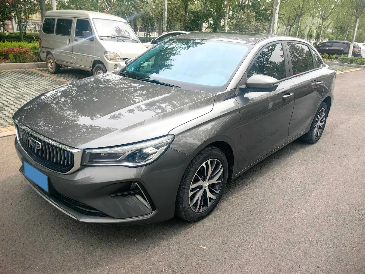 2022 Geely Emgrand 1.5L 114HP L4 5MT,autocango,china used car exporter,china ev exporter,chinese used car exporter,chinese used ev exporter