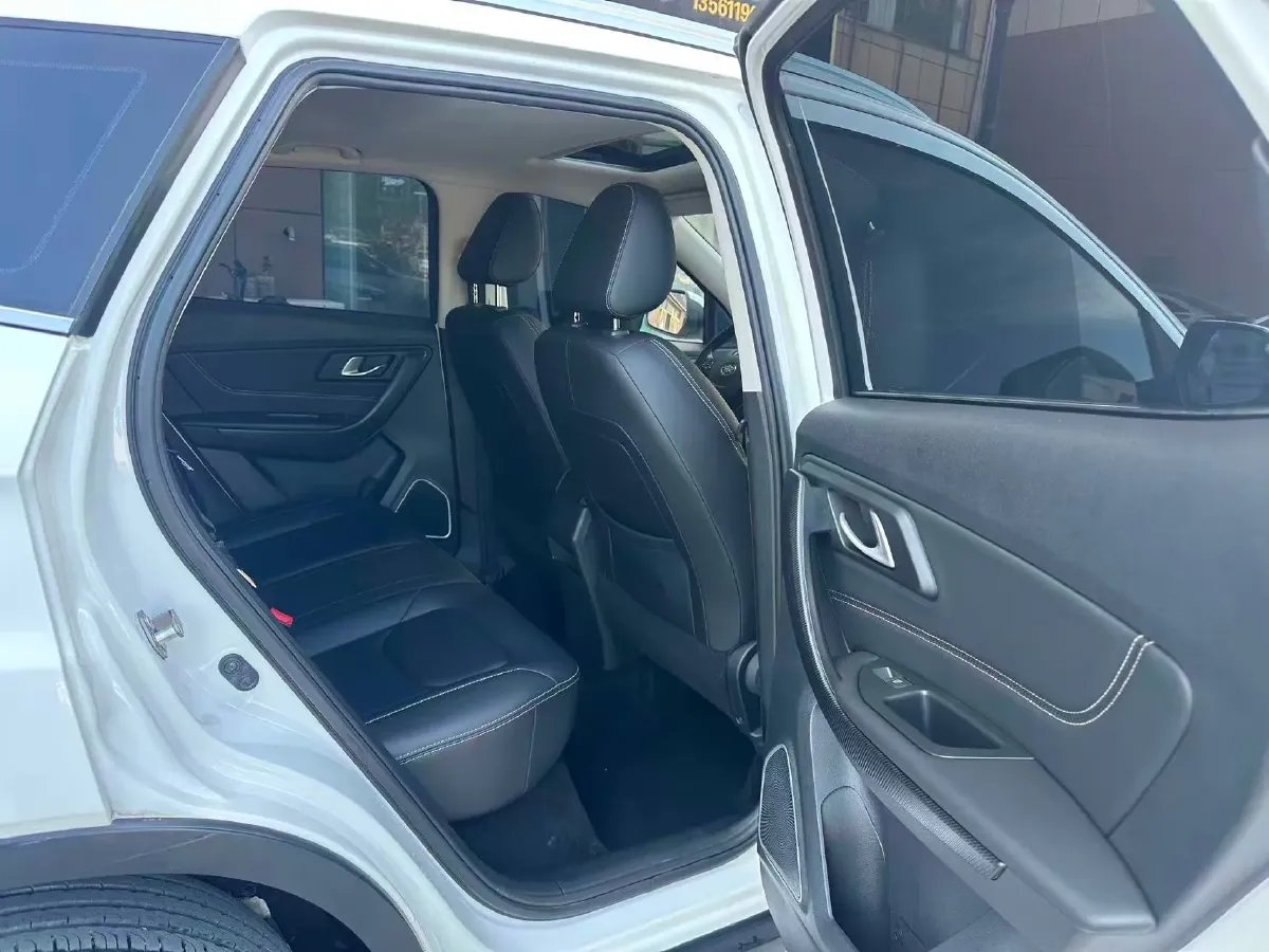 2019 Bestune X40 1.6L 114HP L4 6AT,autocango,china used car exporter,china ev exporter,chinese used car exporter,chinese used ev exporter