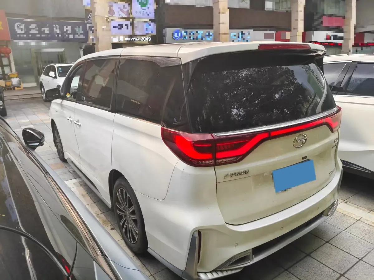 2021 GAC Trumpchi M8 2.0T 252HP L4 8AT,autocango,china used car exporter,china ev exporter,chinese used car exporter,chinese used ev exporter