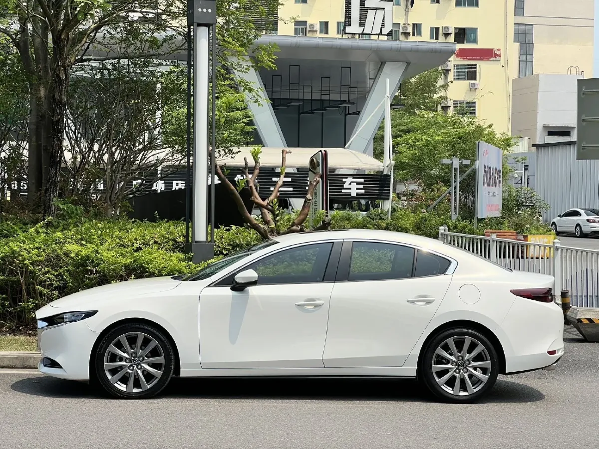 2020 Mazda 3 Axela 2.0L 158HP L4 6AT,autocango,china used car exporter,china ev exporter,chinese used car exporter,chinese used ev exporter