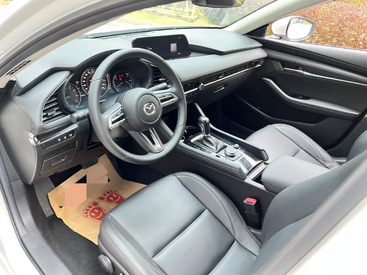 2020 Mazda 3 Axela 2.0L 158HP L4 6AT,autocango,china used car exporter,china ev exporter,chinese used car exporter,chinese used ev exporter